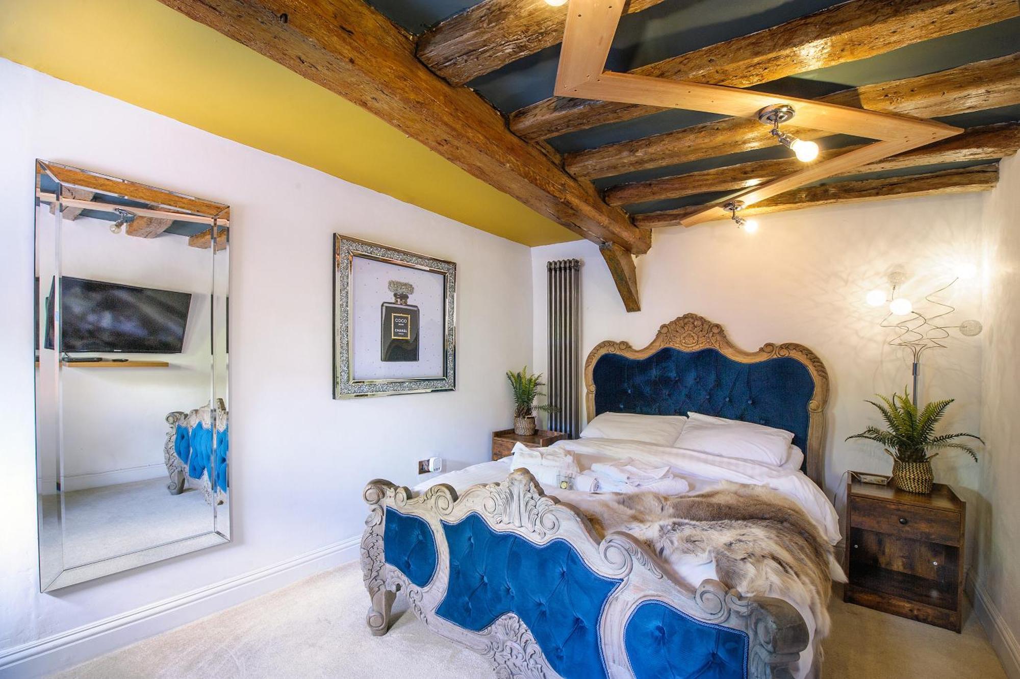 Huge Deluxe 600 Year Old Essex Manor, Hot Tub, Cinema Room, Sky Tv Saffron Walden Bagian luar foto