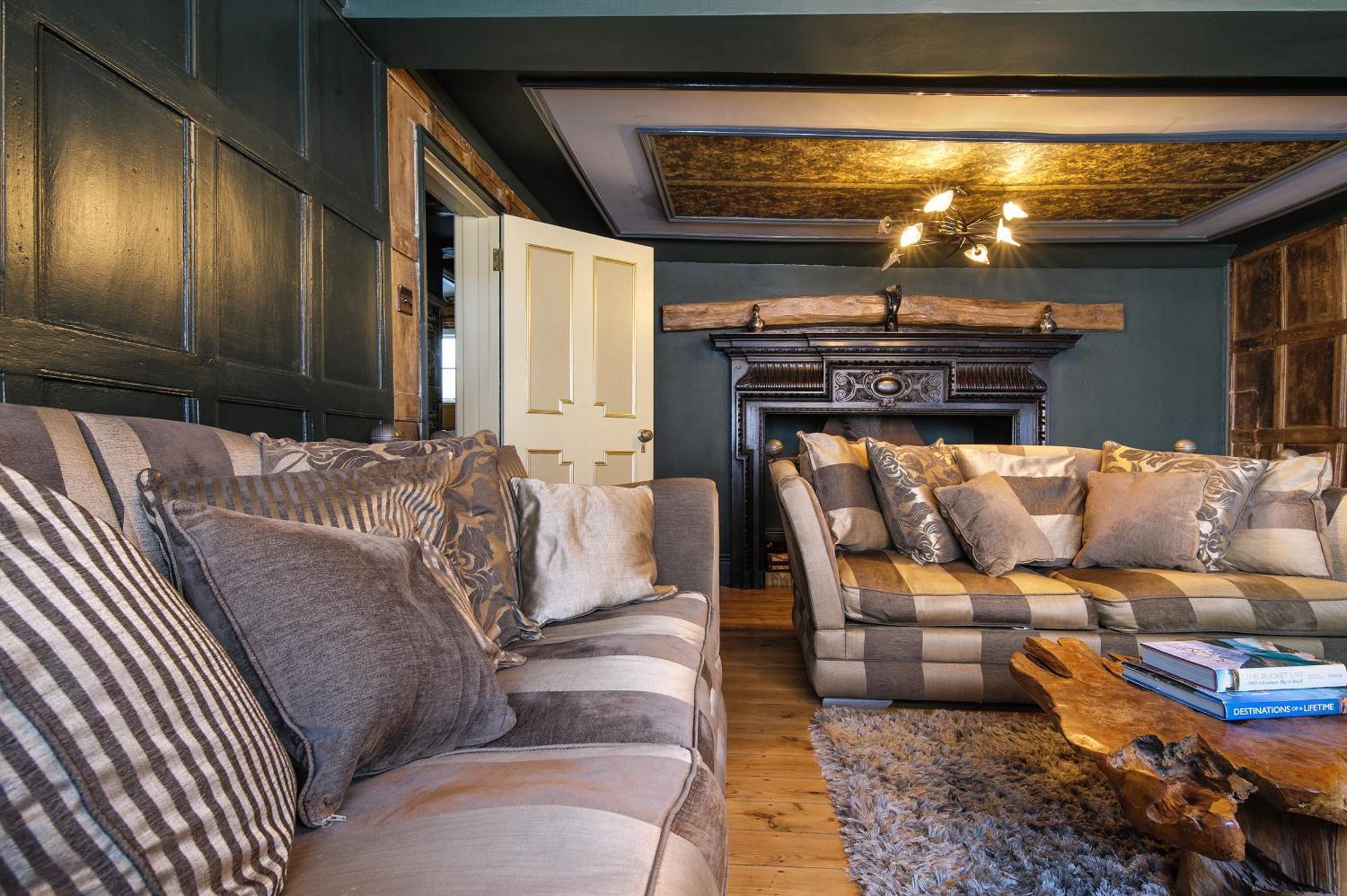 Huge Deluxe 600 Year Old Essex Manor, Hot Tub, Cinema Room, Sky Tv Saffron Walden Bagian luar foto