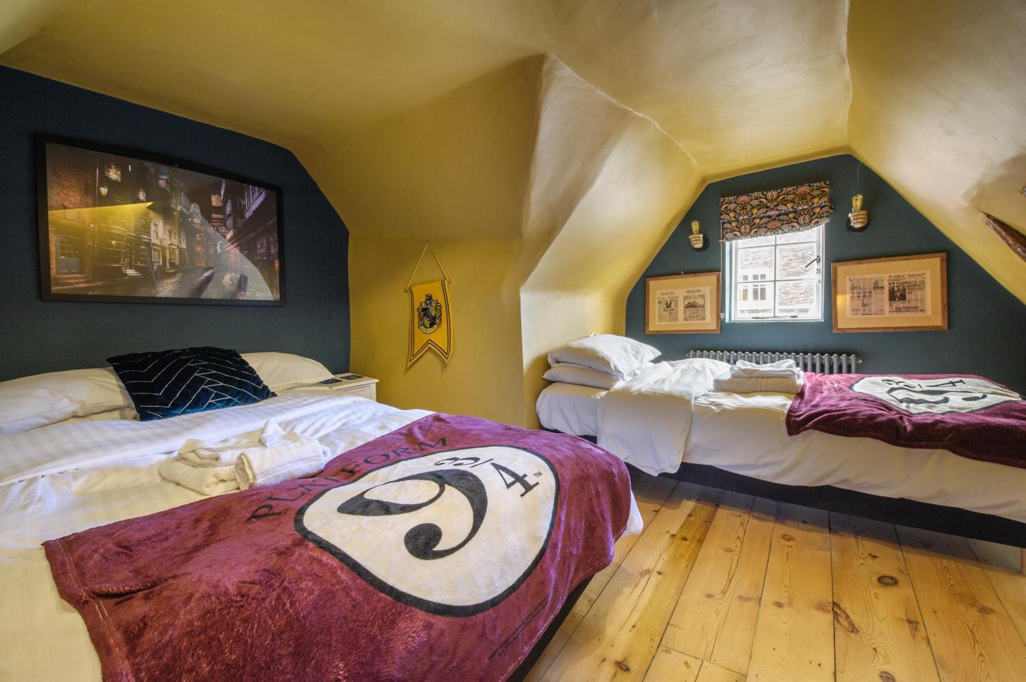Huge Deluxe 600 Year Old Essex Manor, Hot Tub, Cinema Room, Sky Tv Saffron Walden Bagian luar foto