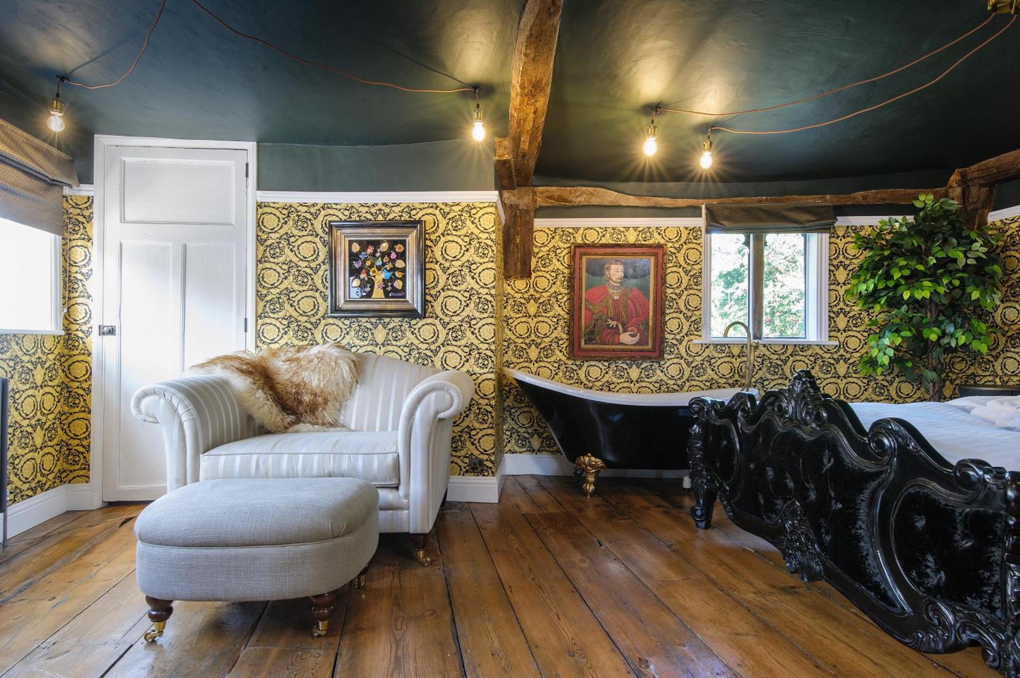 Huge Deluxe 600 Year Old Essex Manor, Hot Tub, Cinema Room, Sky Tv Saffron Walden Bagian luar foto