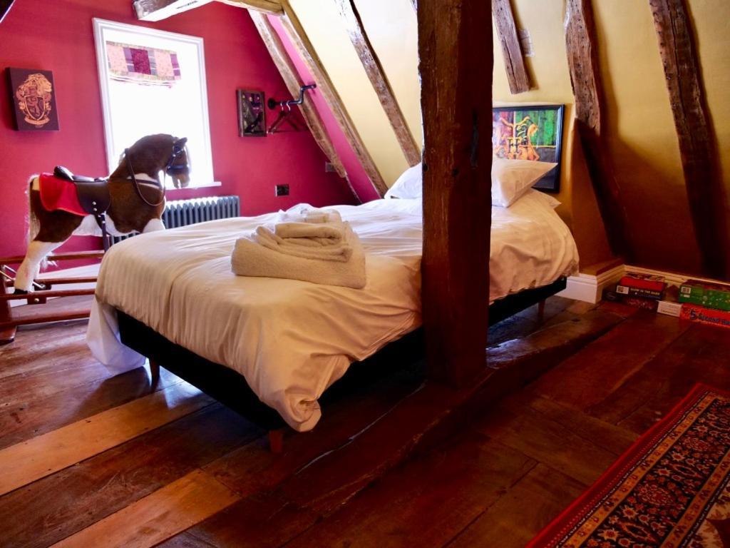 Huge Deluxe 600 Year Old Essex Manor, Hot Tub, Cinema Room, Sky Tv Saffron Walden Bagian luar foto