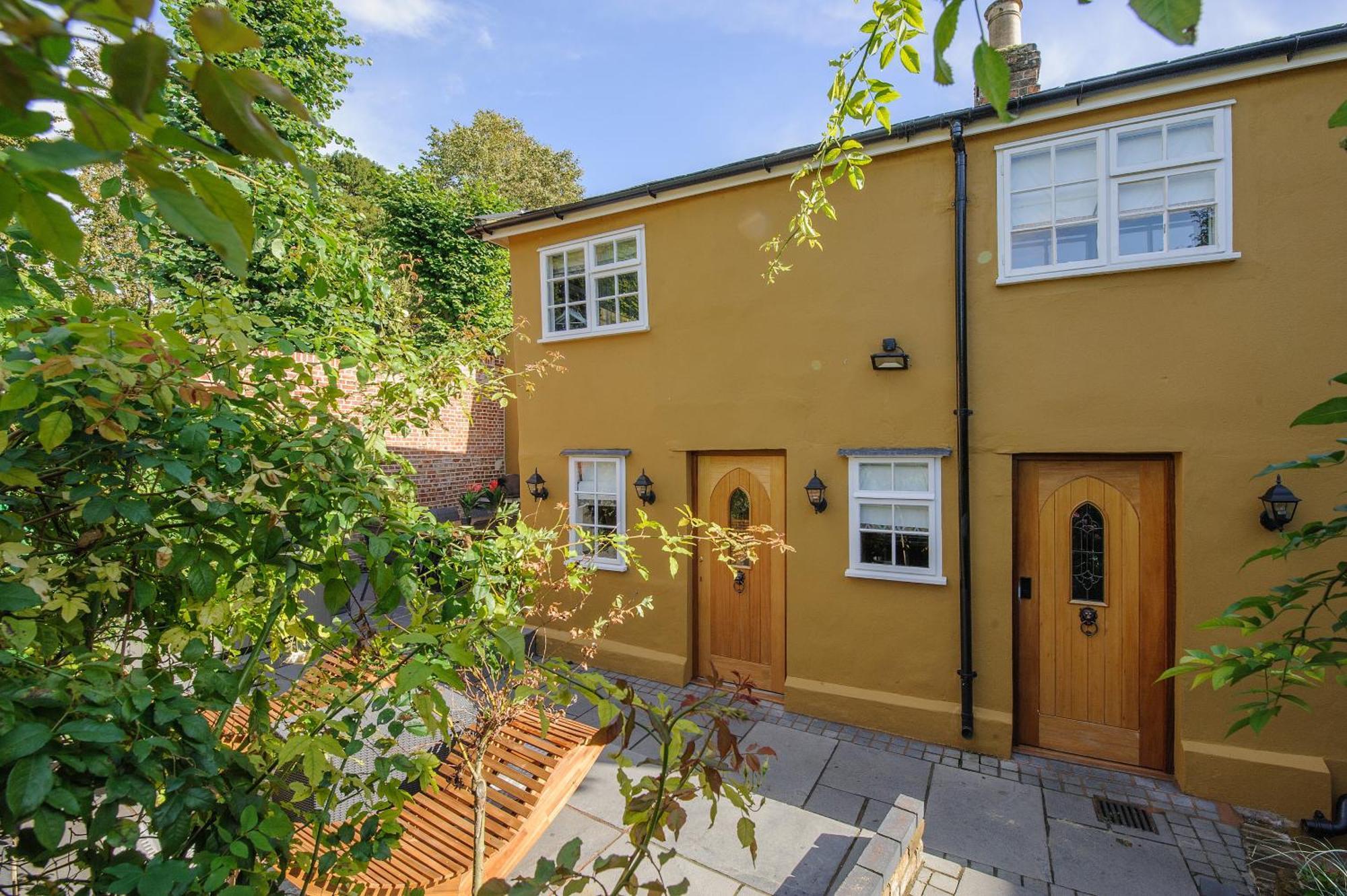 Huge Deluxe 600 Year Old Essex Manor, Hot Tub, Cinema Room, Sky Tv Saffron Walden Bagian luar foto
