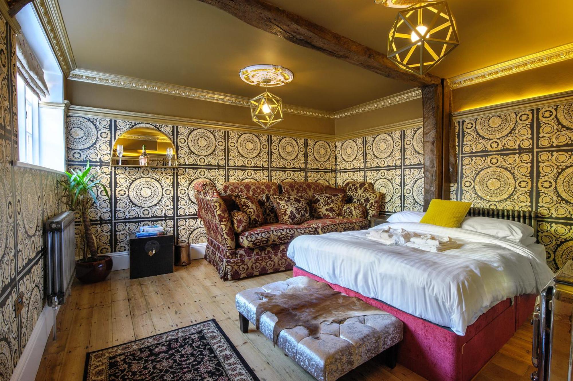 Huge Deluxe 600 Year Old Essex Manor, Hot Tub, Cinema Room, Sky Tv Saffron Walden Bagian luar foto