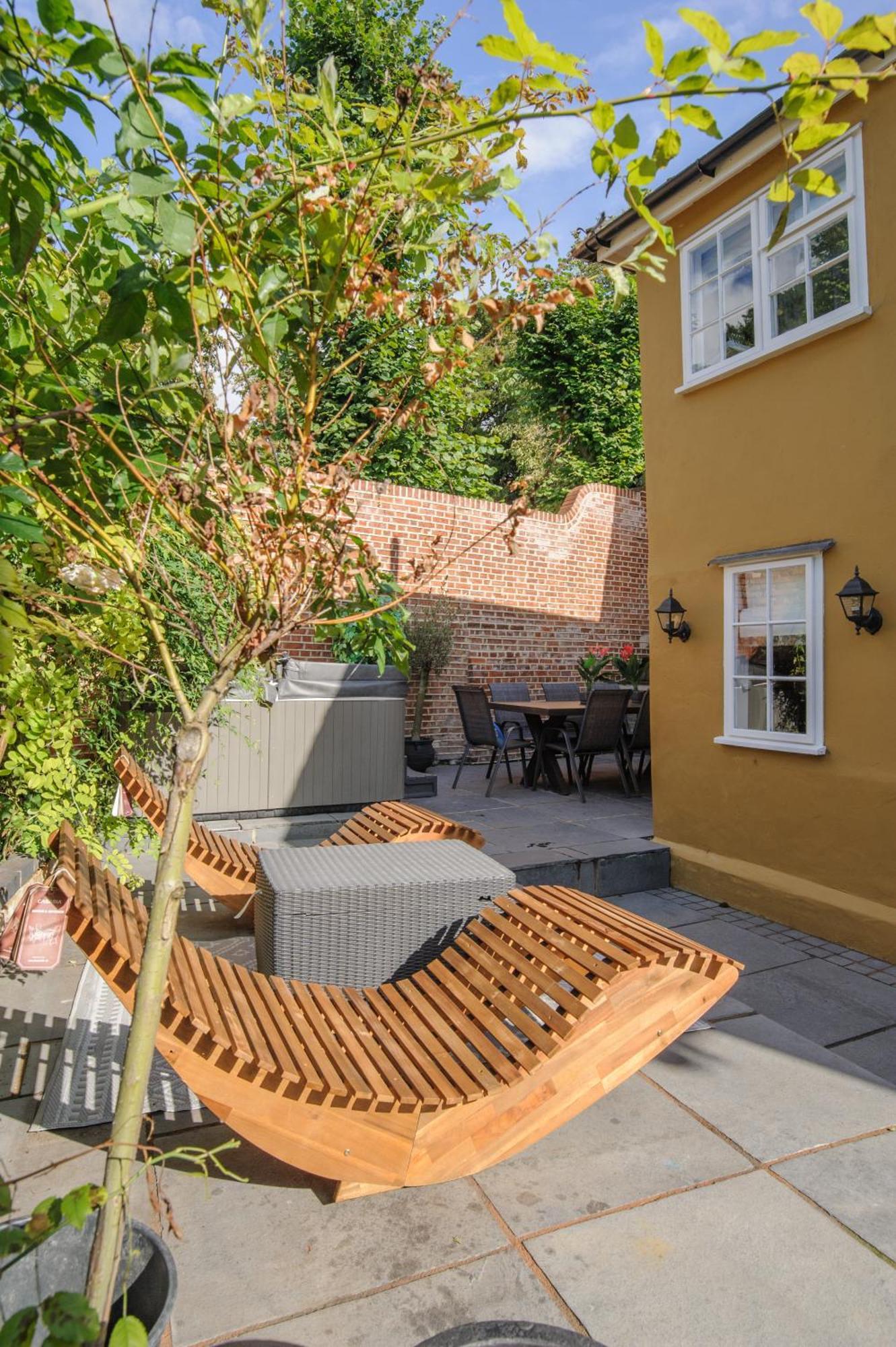 Huge Deluxe 600 Year Old Essex Manor, Hot Tub, Cinema Room, Sky Tv Saffron Walden Bagian luar foto