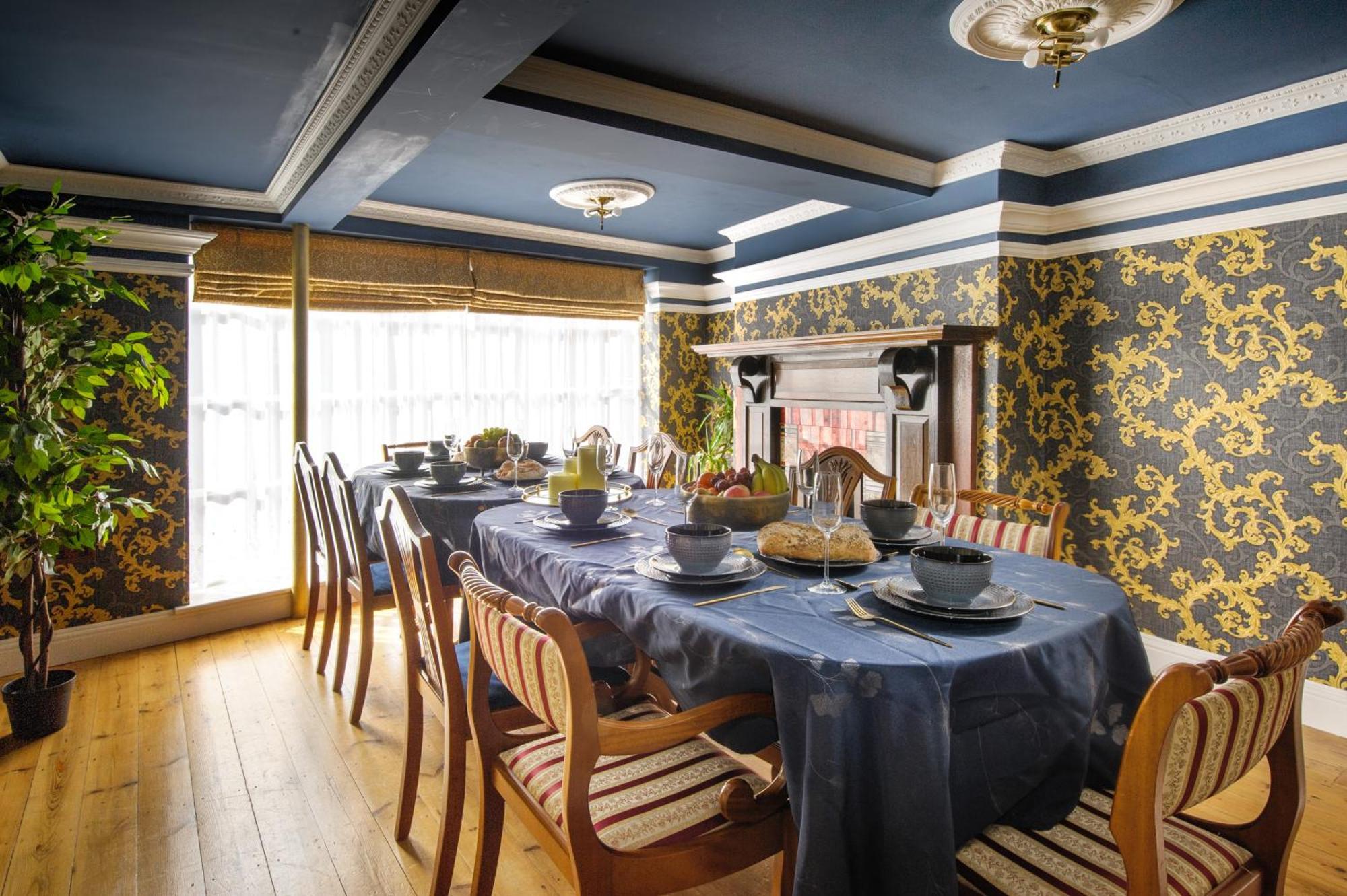 Huge Deluxe 600 Year Old Essex Manor, Hot Tub, Cinema Room, Sky Tv Saffron Walden Bagian luar foto