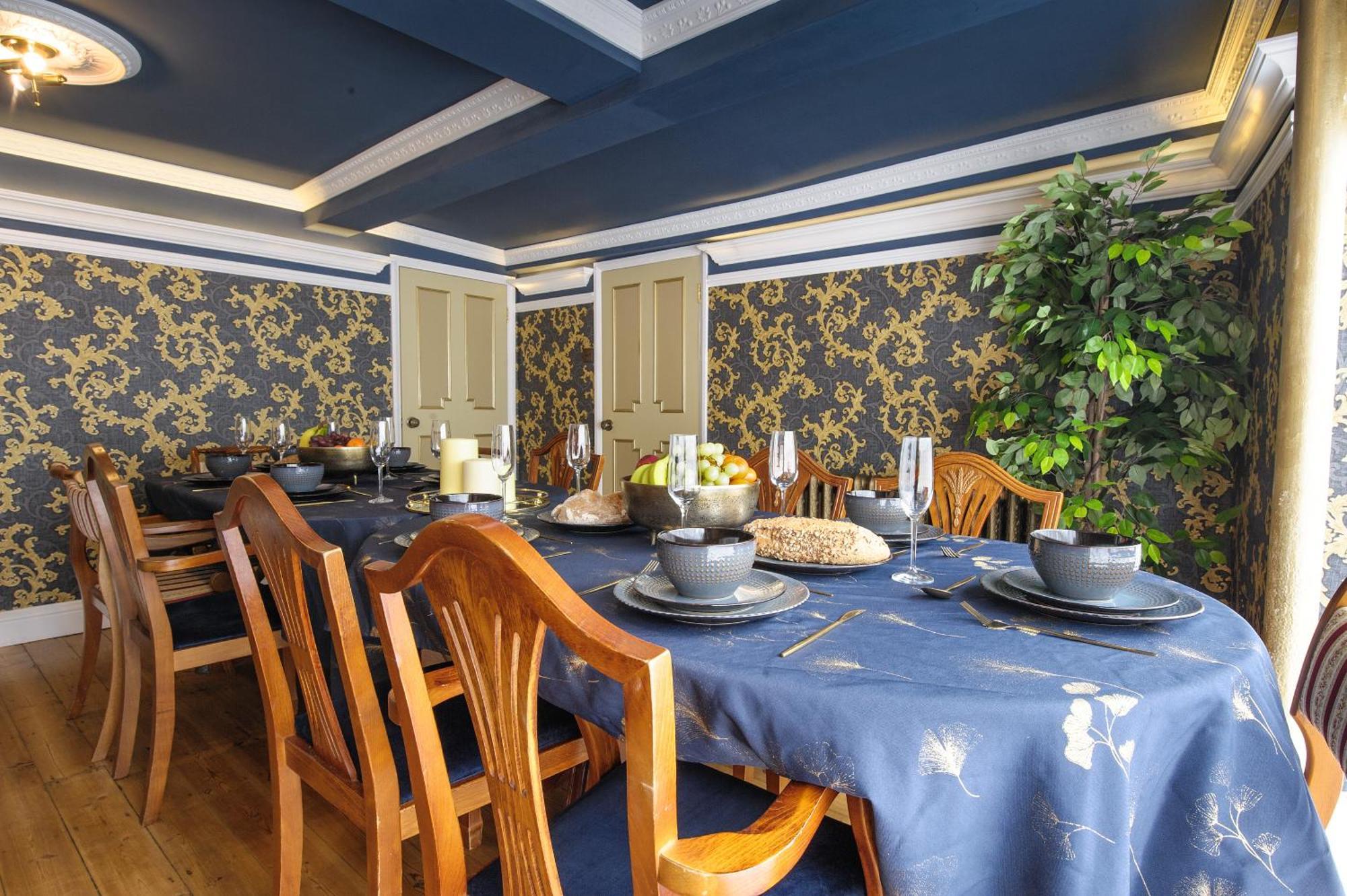 Huge Deluxe 600 Year Old Essex Manor, Hot Tub, Cinema Room, Sky Tv Saffron Walden Bagian luar foto